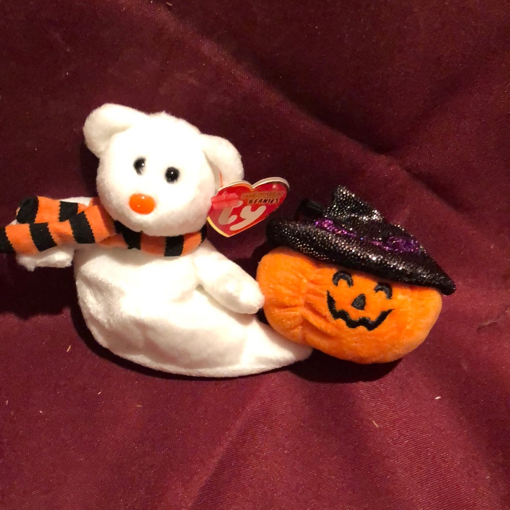 Set of mini Halloween Beanies